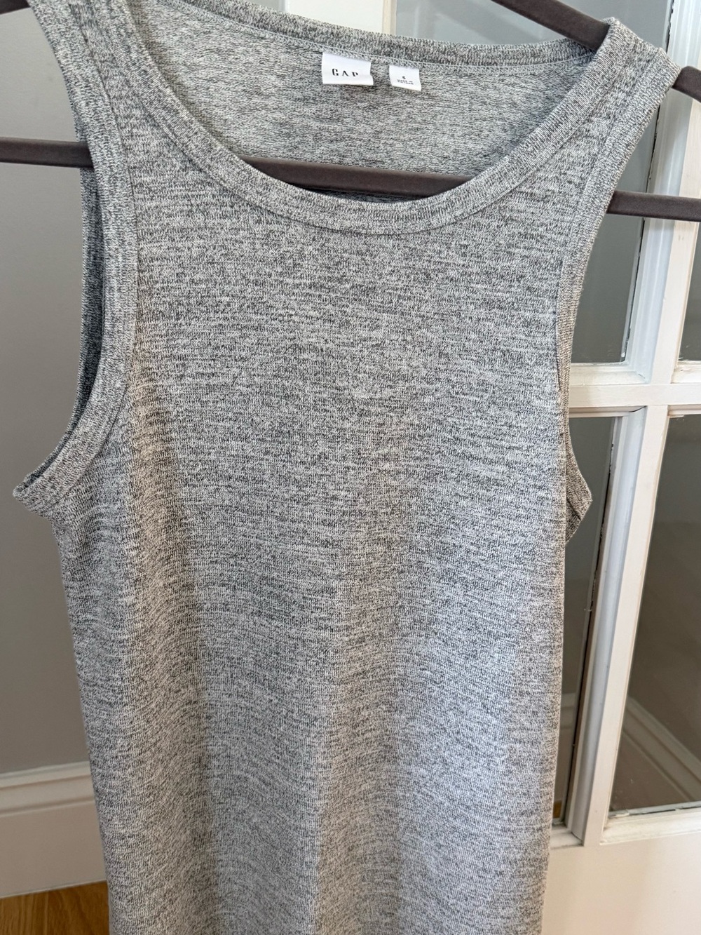 GAP Heather Gray Sleeveless Knit Tank